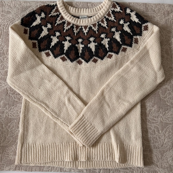 L.L Bean Fair Isle Sweater - Picture 1 of 4